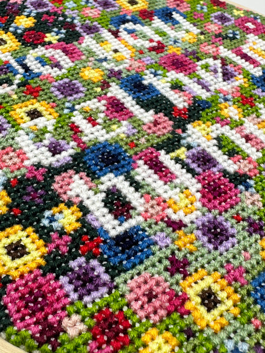 Midsommar - Cross Stitch Pattern